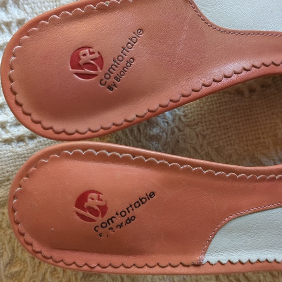 Blondo Size 10 Pink 3 inch Heel Leather Slide in Sandals - Picture 9 of 10